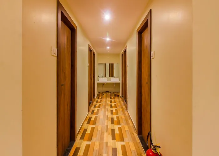 Blossom Dormitory For Male And FemaleAirport Hotel